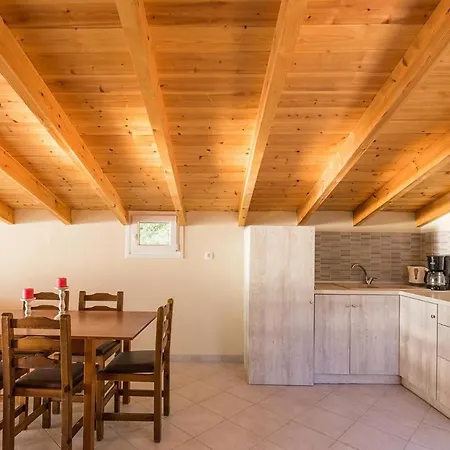 דירה Loft Adonis In Beach With Pool