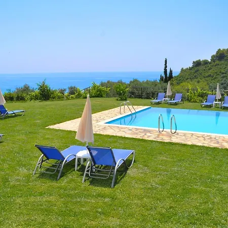 Loft Adonis In Beach With Pool Διαμέρισμα *